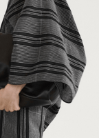 Ensemble Femme en Coton et Polyester | Élégant Kimono Court et Jupe Mi-Longue Rayée 1
