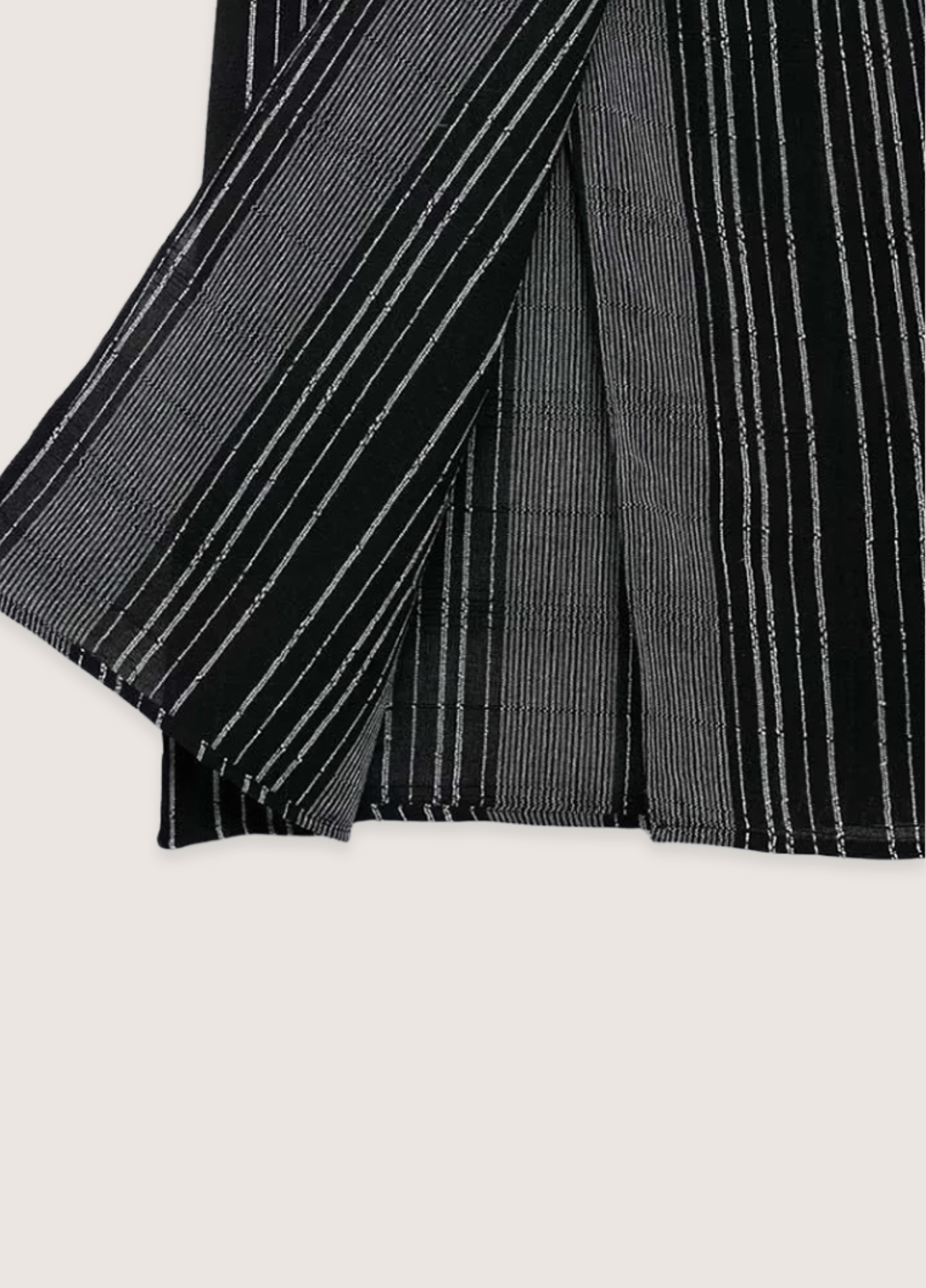 Ensemble Femme en Coton et Polyester | Élégant Kimono Court et Jupe Mi-Longue Rayée 6