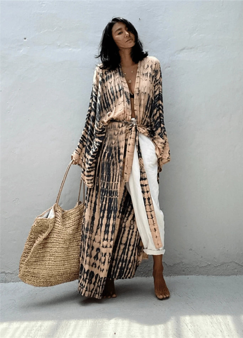 Femme Kimono Beige | Élégant Vêtement Fluide Minimaliste 3