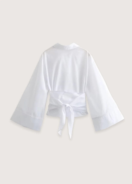 Femme Kimono Court Blanc | Élégant et Moderne 1