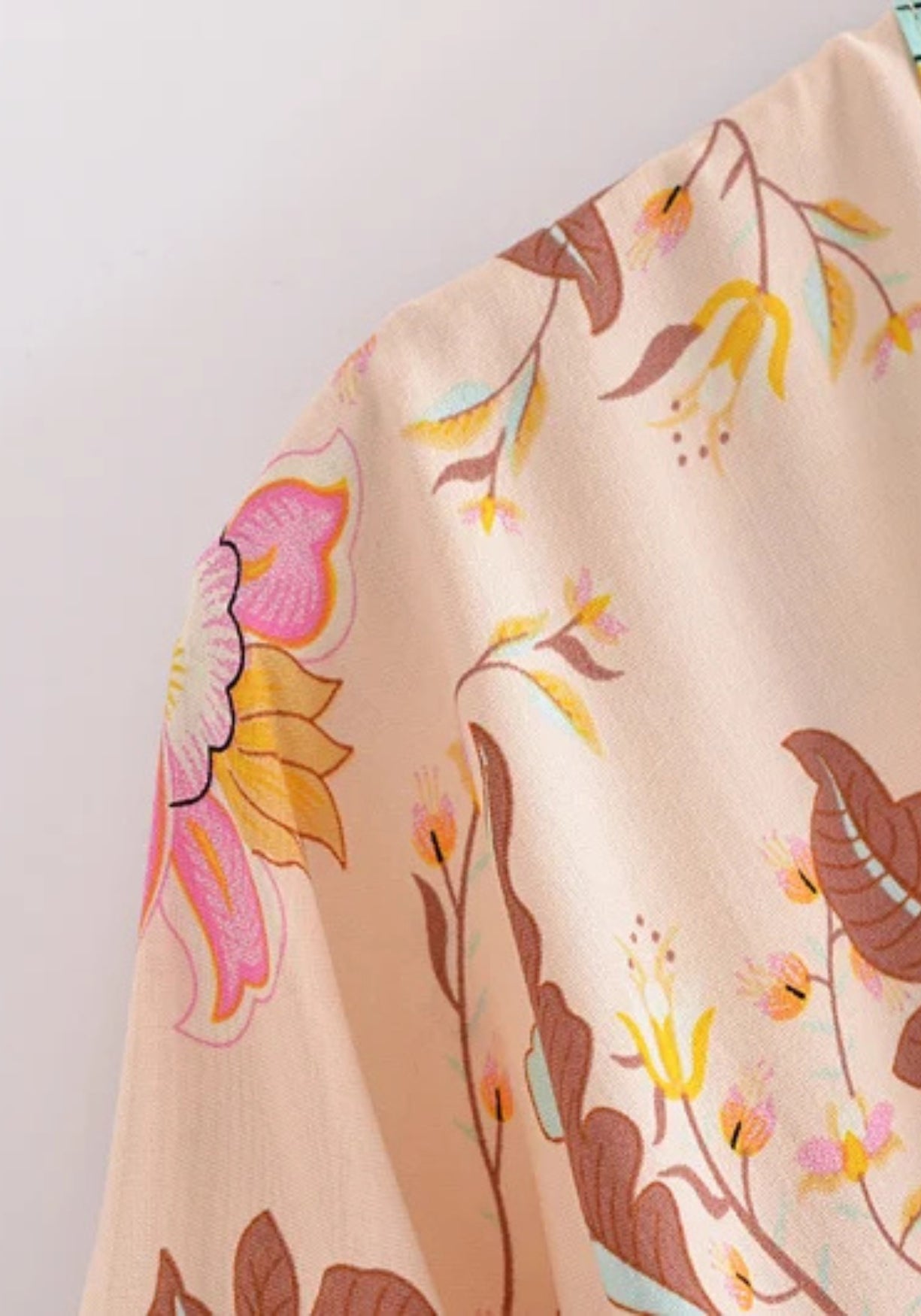 Kimono Femme Imprimé Floral | Aérien et Élégant en Coton Rayonne 4