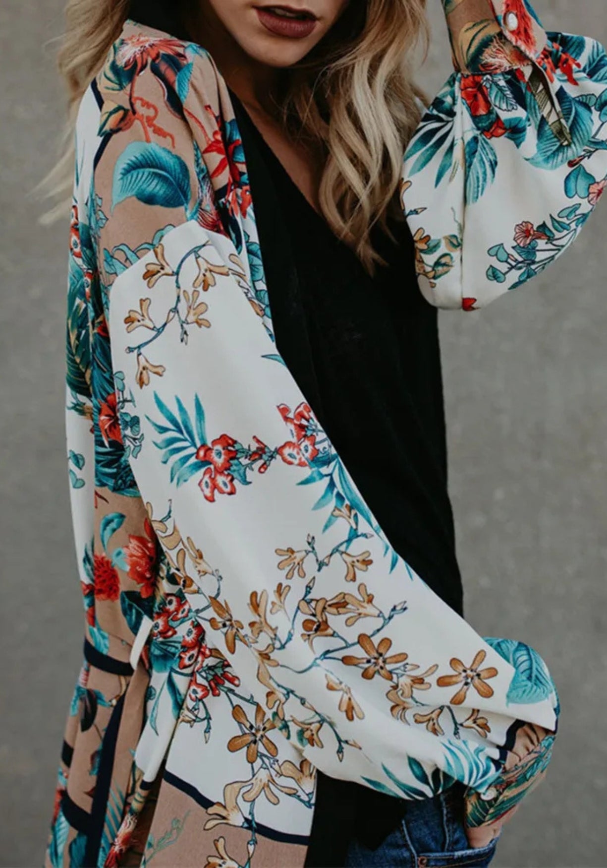 Kimono Femme Satiné Long | Élégant Imprimé Floral Tropical pour Été 3