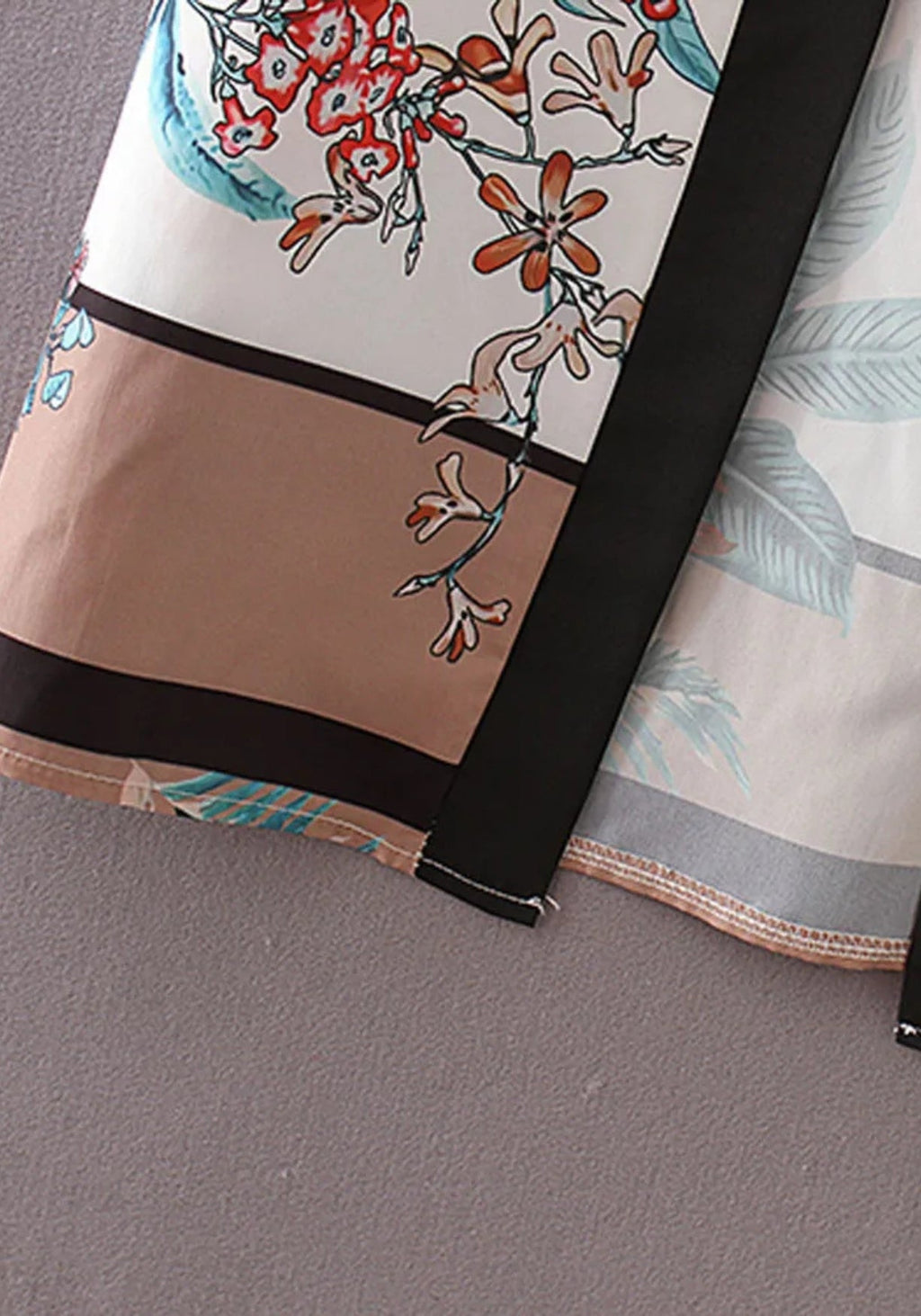 Kimono Femme Satiné Long | Élégant Imprimé Floral Tropical pour Été 5