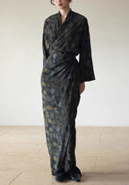Kimono Femme Soie Long | Élégant et Fluide Imprimé Noir et Vert Olive 7