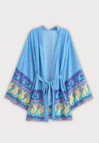 Kimono Femme Viscose Court | Élégant Imprimé Floral et Paons pour Été 0