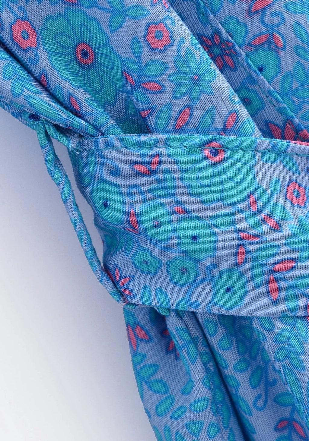 Kimono Femme Viscose Court | Élégant Imprimé Floral et Paons pour Été 3