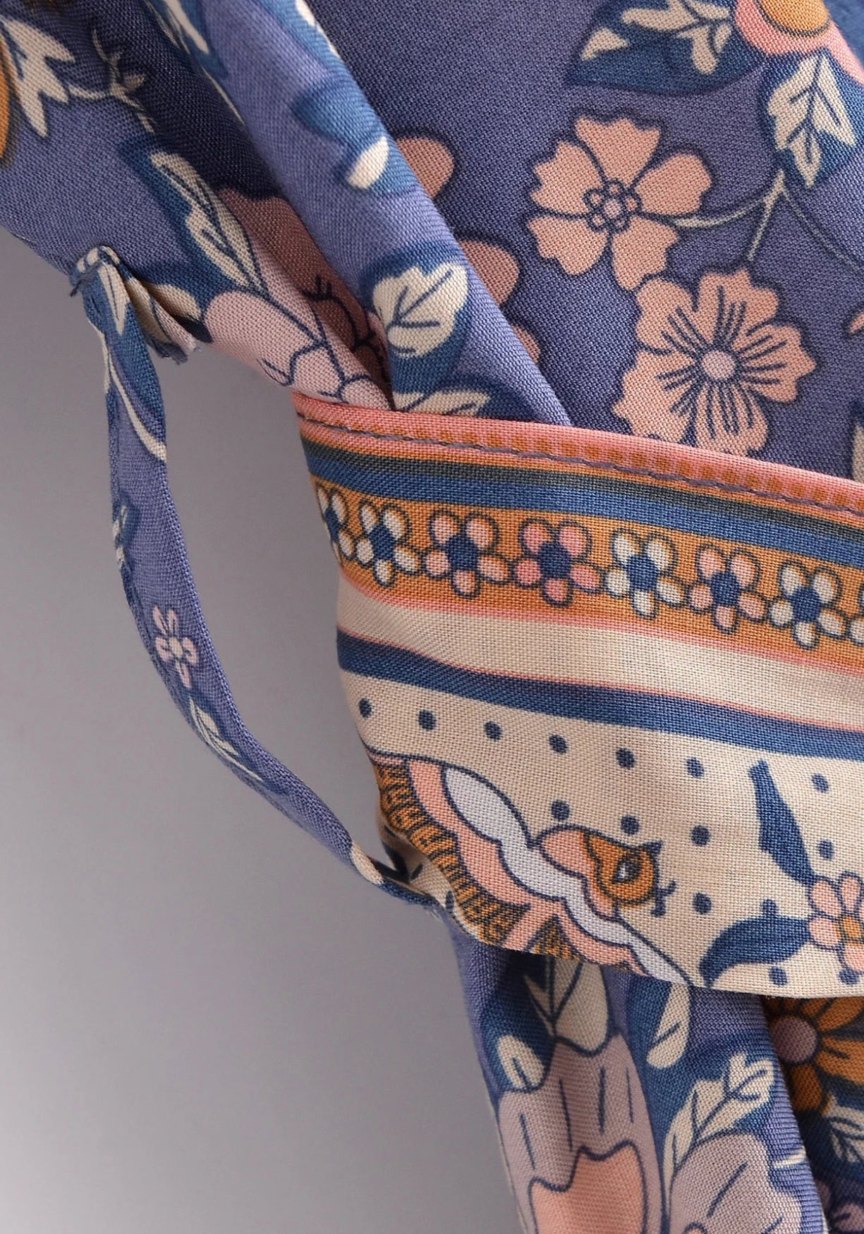 Kimono Femme Viscose Court | Élégant Motif Floral Bohème d'Été 3