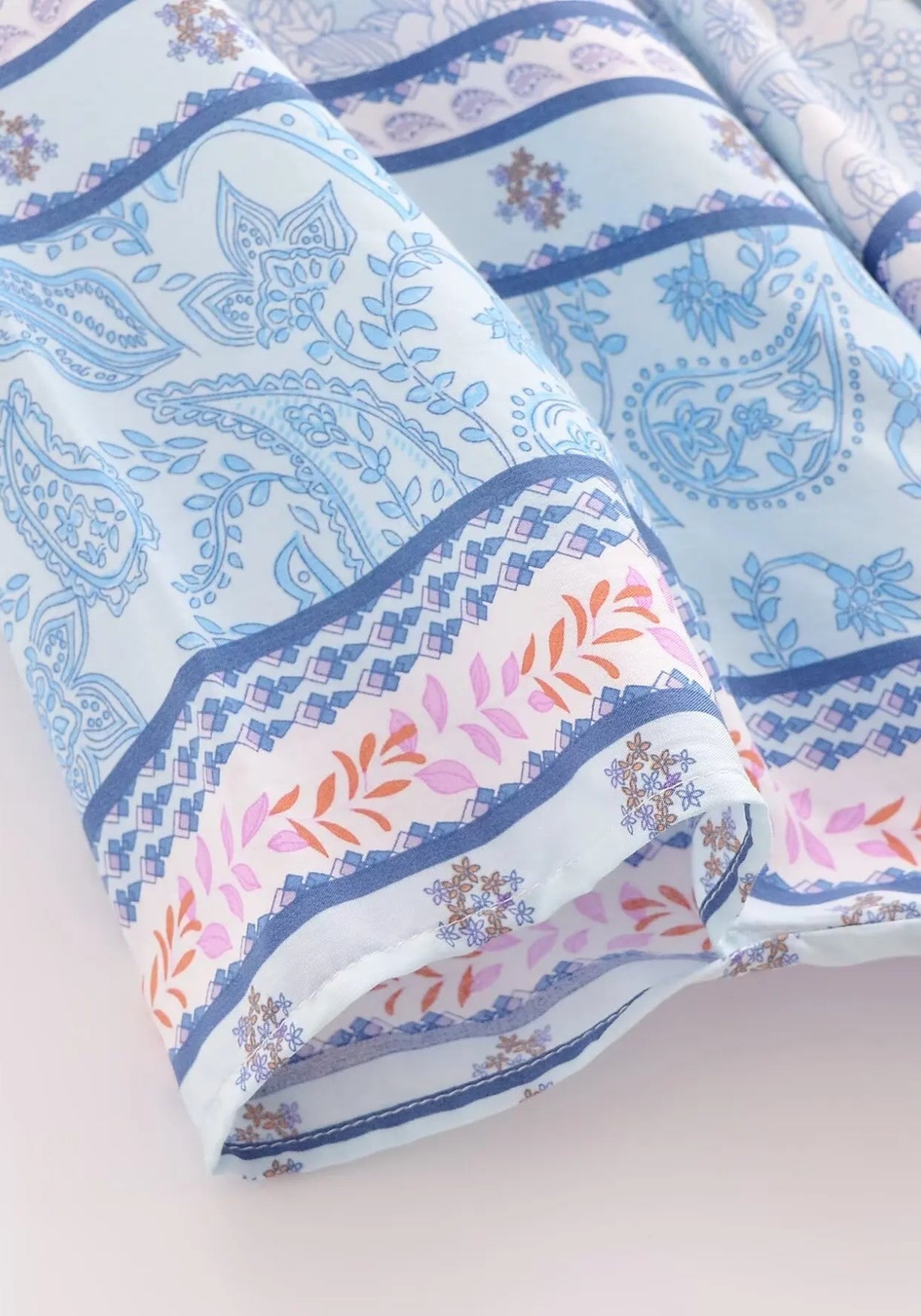 Kimono Femme Viscose Court | Élégant Motif Paisley Floral Idéal pour Plage 2