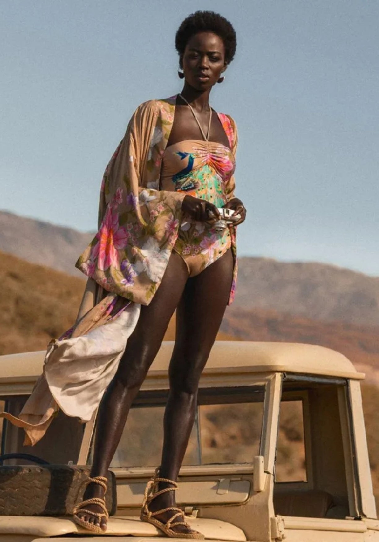 Kimono Femme en Polyester | Élégant Long avec Motif Floral et Paon 3