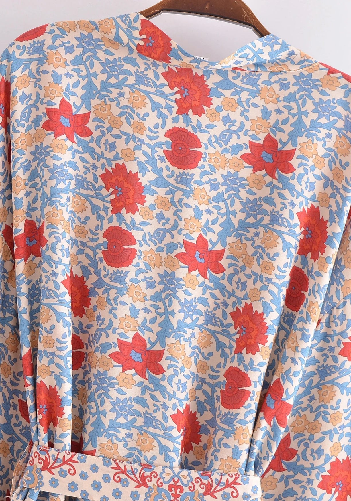 Kimono Japonais Femme Viscose Court | Élégant Floral Chic pour Été 5