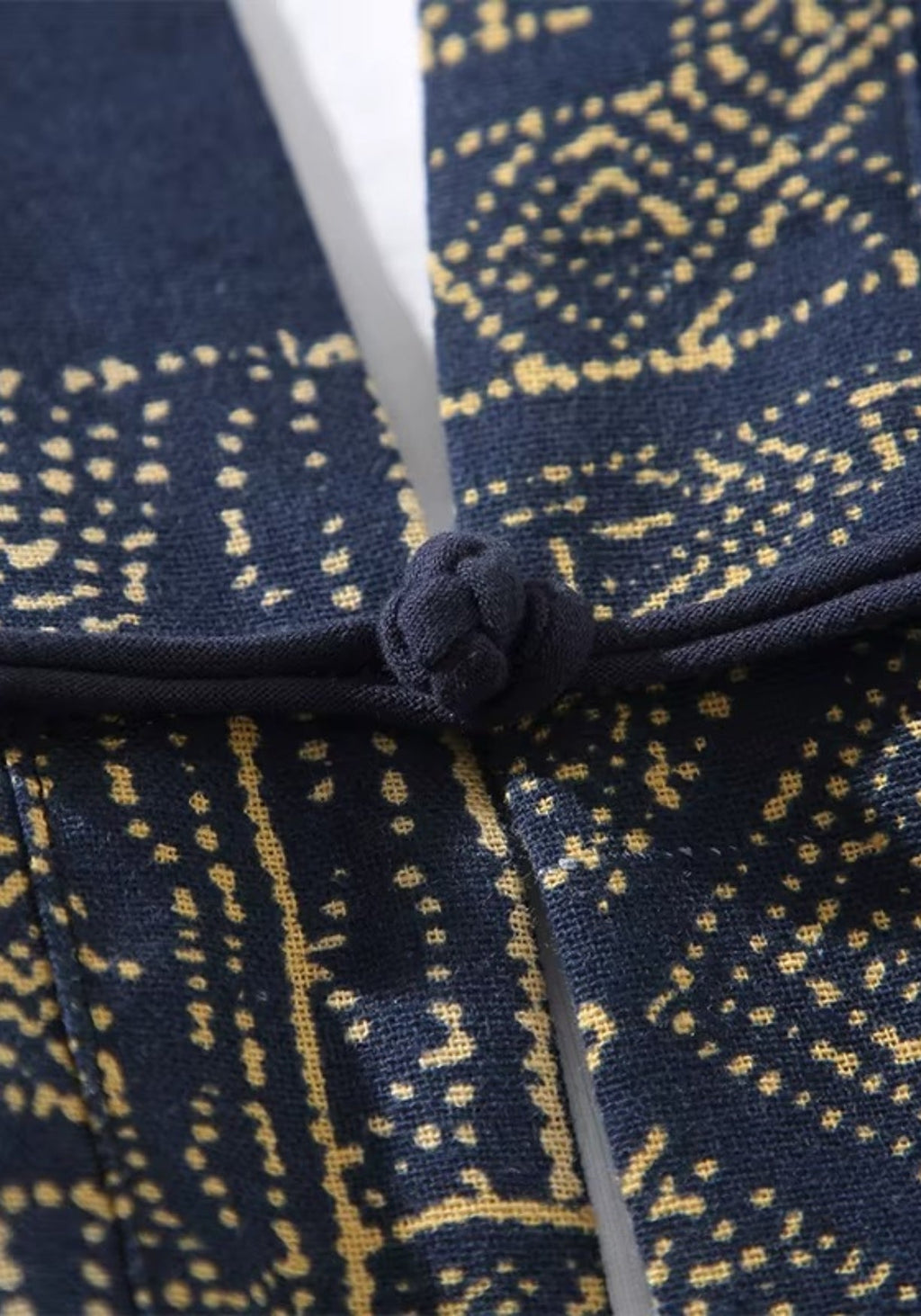 Kimono Patchwork Unisexe en Coton et Lin | Élégant Motifs Sashiko Bleu Outremer 4