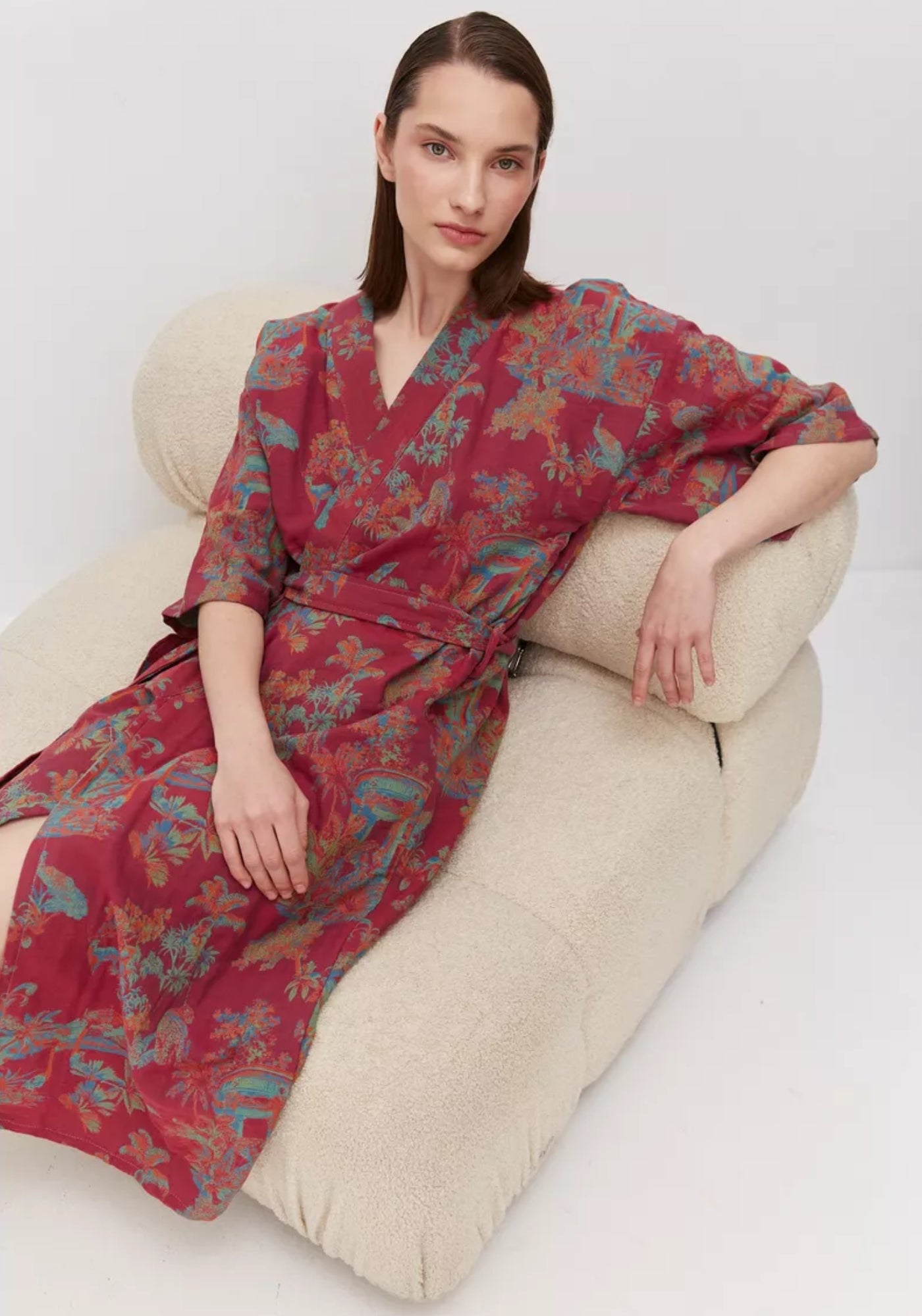 Peignoir Femme Coton Rouge | Élégant Kimono Confortable pour Sortie de Bain 4
