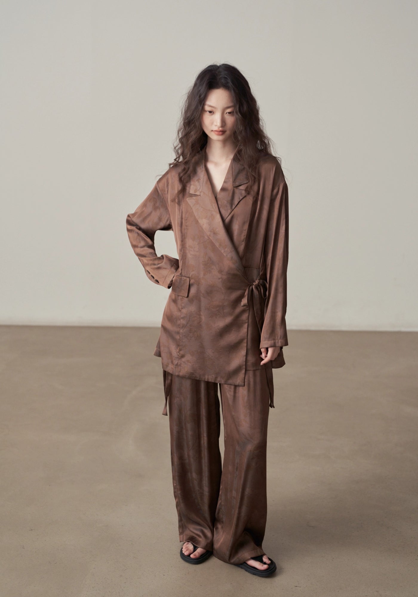 Veste Kimono Satinée Femme | Élégante Veste Ajustable Chic 0