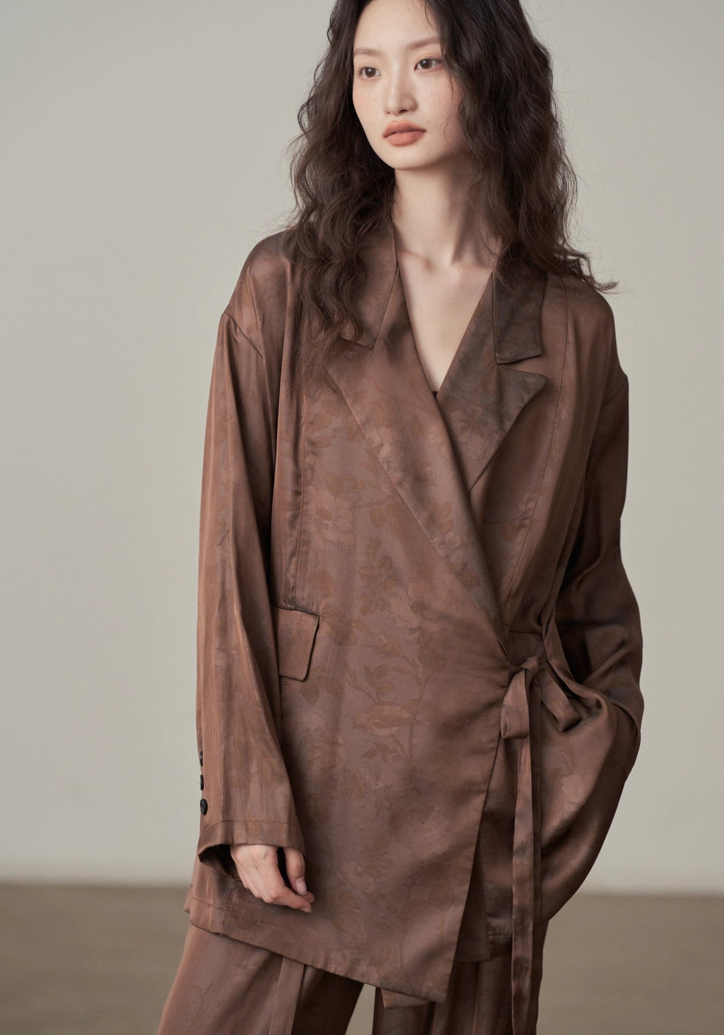 Veste Kimono Satinée Femme | Élégante Veste Ajustable Chic 2