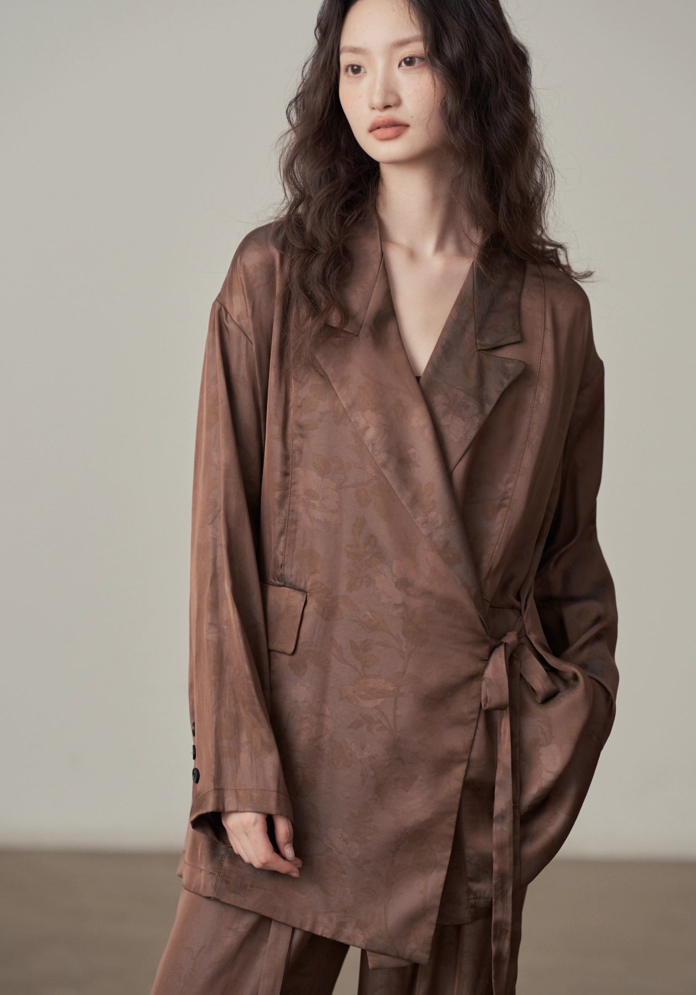 Veste Kimono Satinée Femme | Élégante Veste Ajustable Chic 2