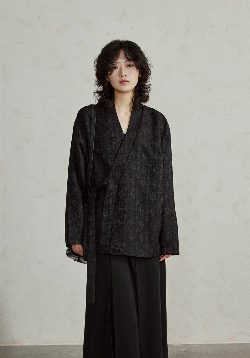 Veste Unisexe en Jacquard | Élégante Mi-Longue Cache-Cœur | Confortable et Flatteuse 0