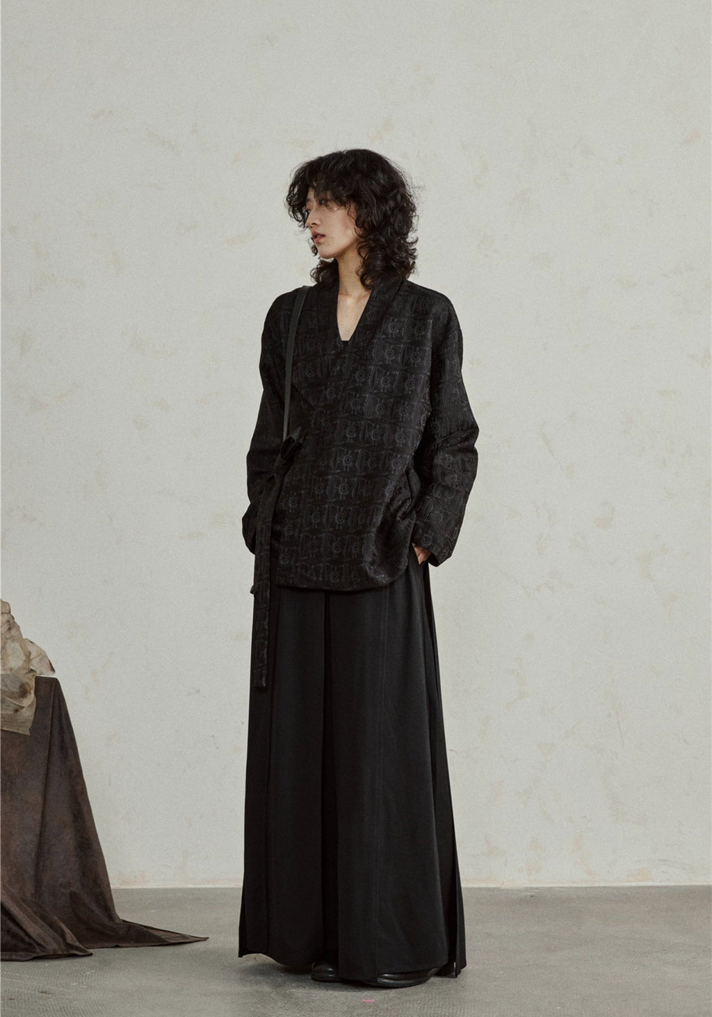 Veste Unisexe en Jacquard | Élégante Mi-Longue Cache-Cœur | Confortable et Flatteuse 4