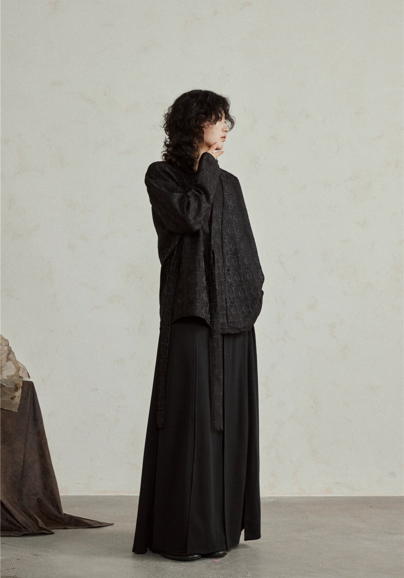 Veste Unisexe en Jacquard | Élégante Mi-Longue Cache-Cœur | Confortable et Flatteuse 5