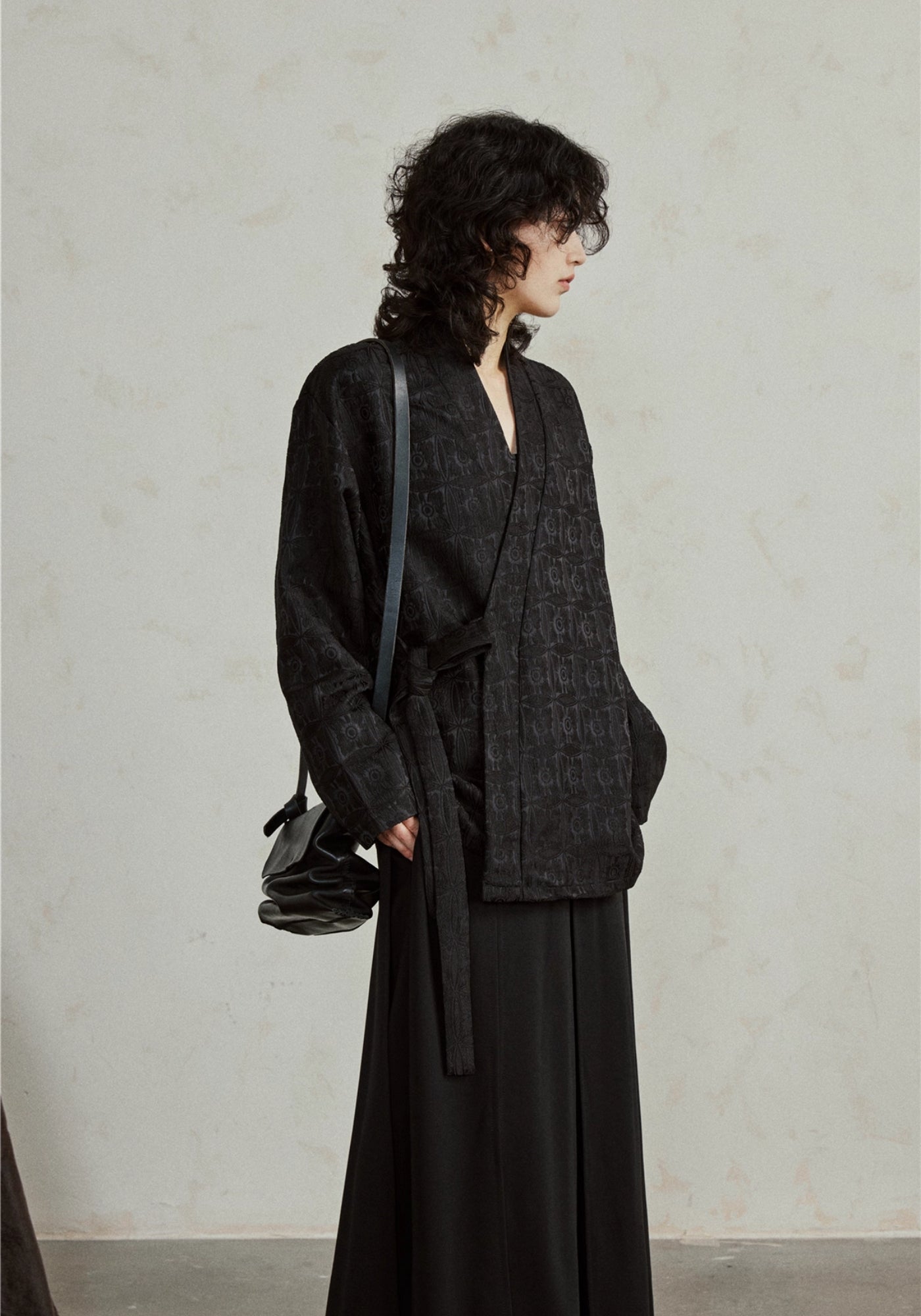 Veste Unisexe en Jacquard | Élégante Mi-Longue Cache-Cœur | Confortable et Flatteuse 6